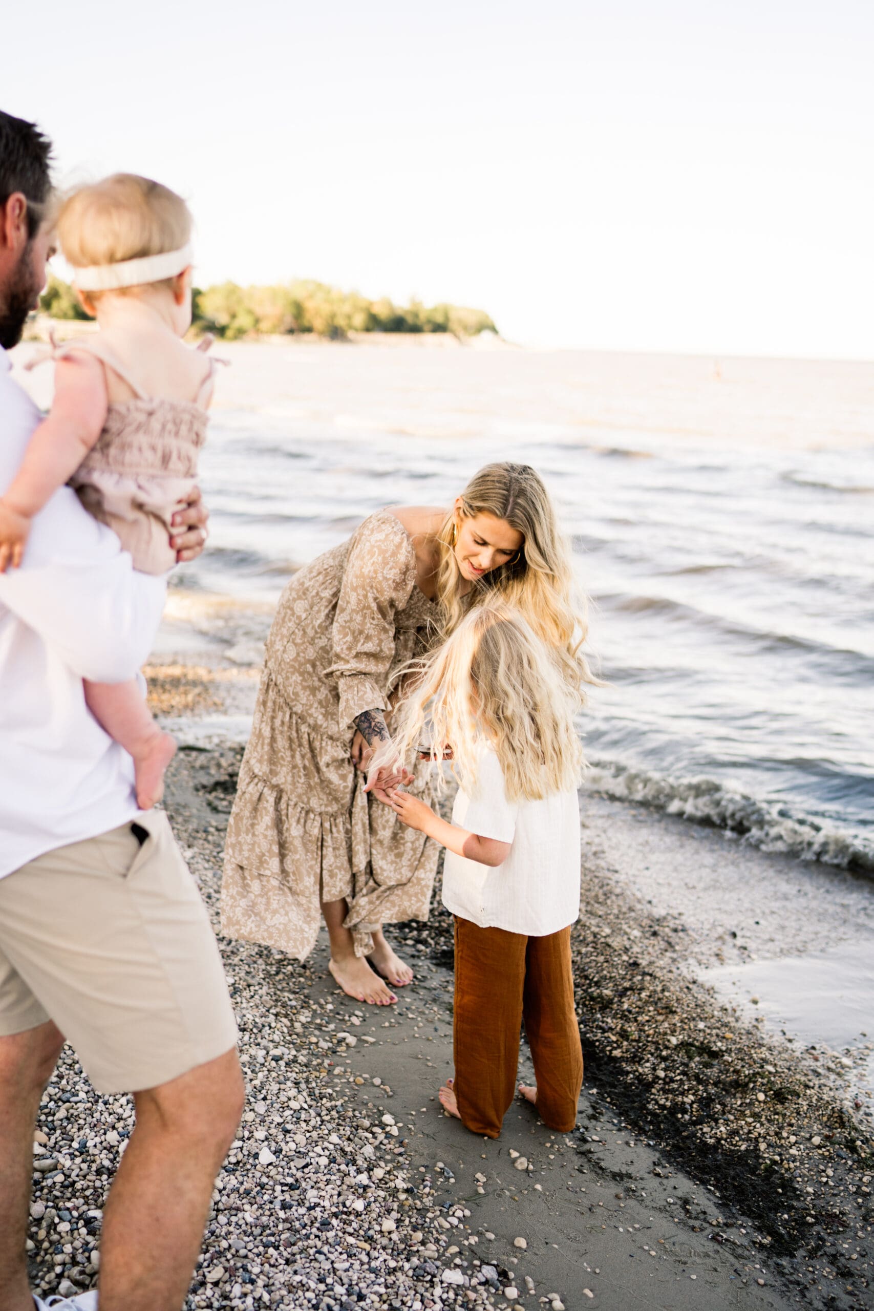 winnipeg family photographer captures matlock beach