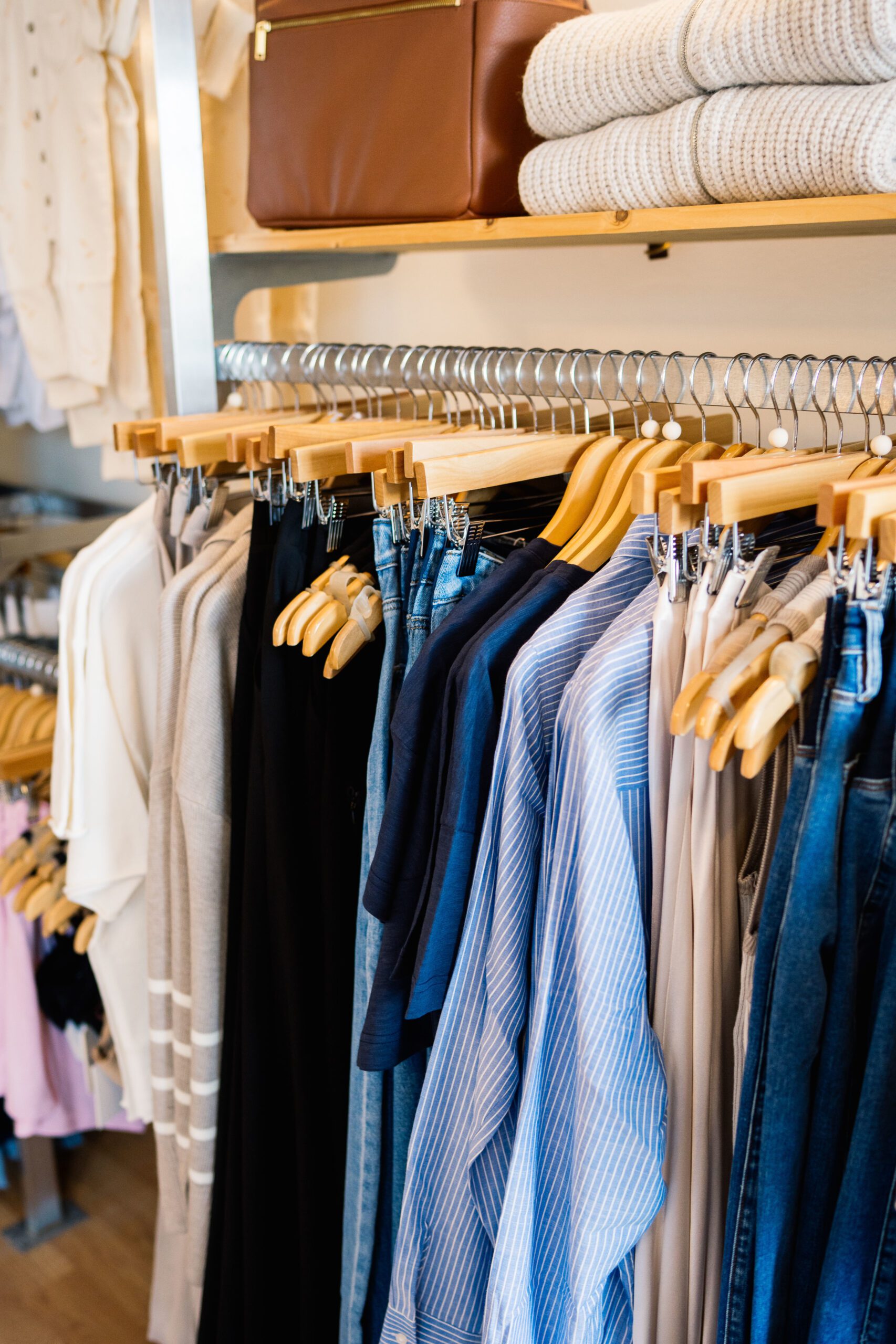 BUMP maternity winnipeg pregnancy clothing boutique specializing in kids, babies and pregnant and nursing moms clothing