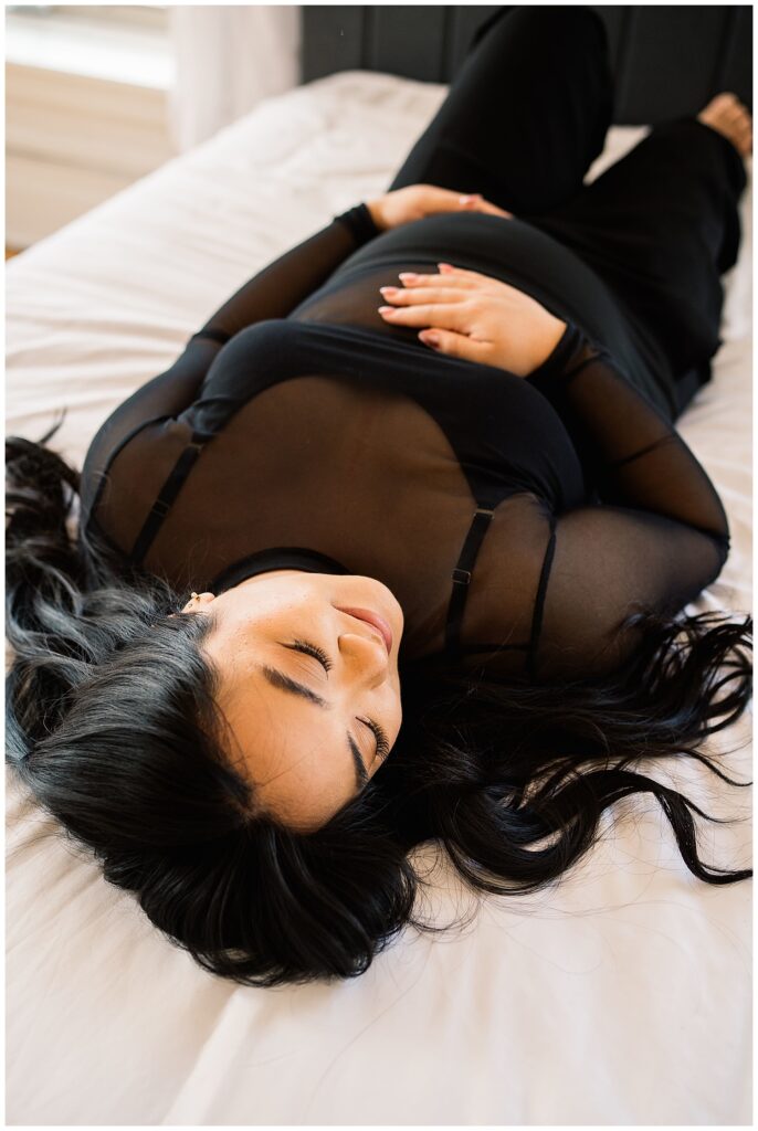 Winnipeg maternity photographer captures in studio session of Ayannas pregnancy with baby boy.