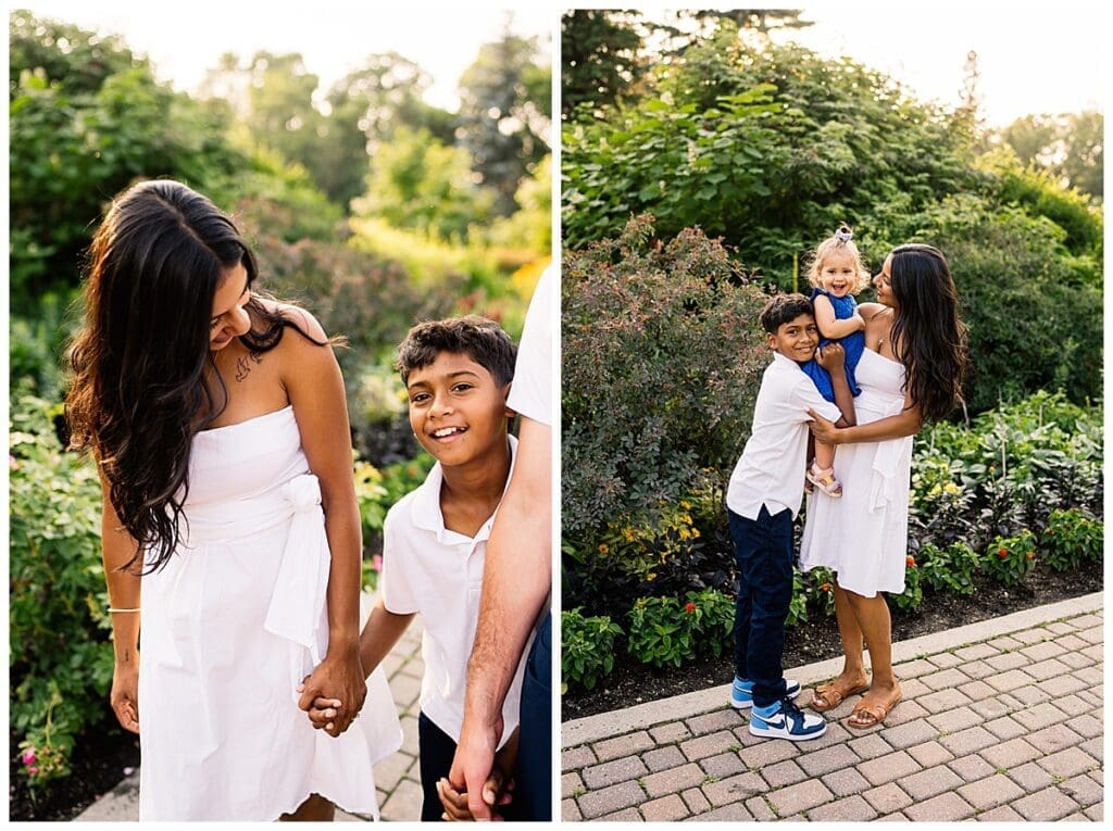 Winnipeg family photographer at Assiniboine Park with family of four